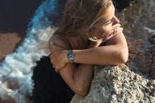 Load image into Gallery viewer, DS Action 34.5mm Powermatic 80 in Black MOP Dial