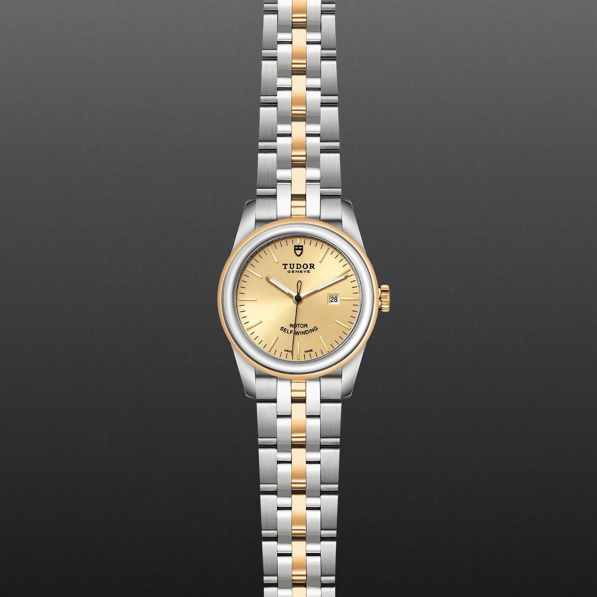 Tudor glamour outlet date 36mm