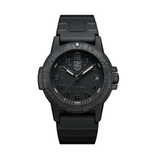 Load image into Gallery viewer, Luminox Sea Series - Swiss Quartz, 39mm - XS.0301.BO.L