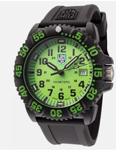 Load image into Gallery viewer, Luminox G-Collection Sea Lion Carbonox - X2.2067.1
