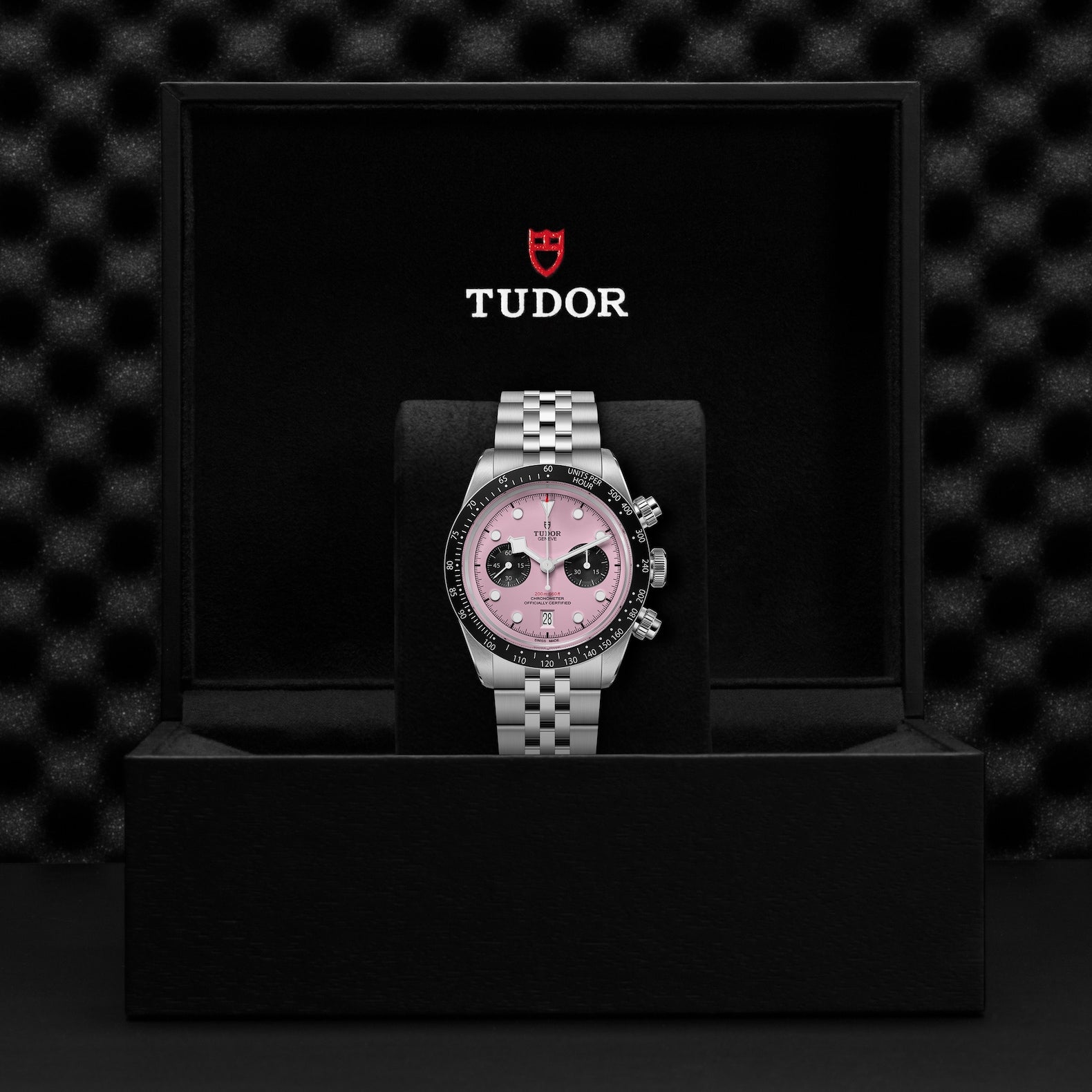 TUDOR Black Bay Chrono