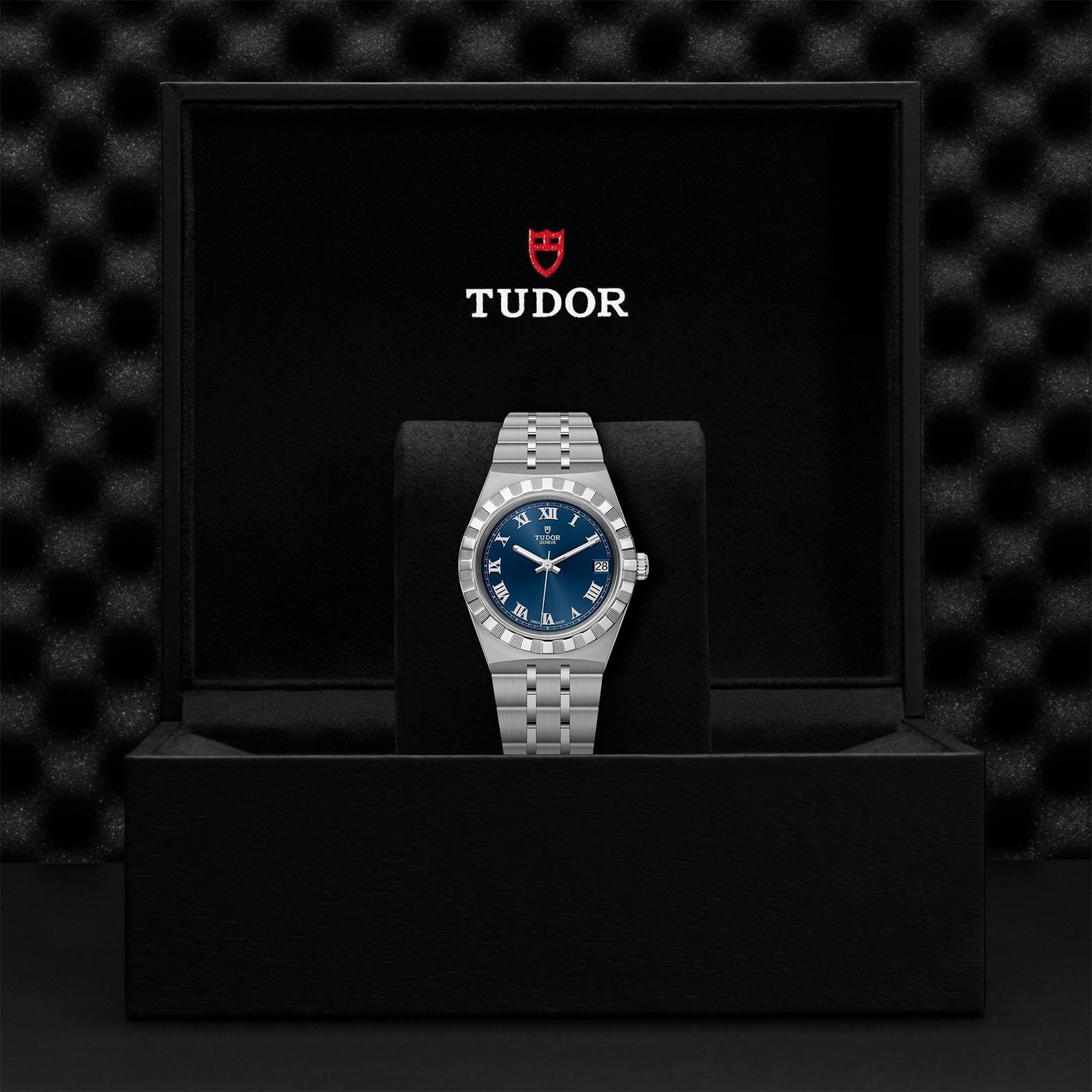 TUDOR Royal
