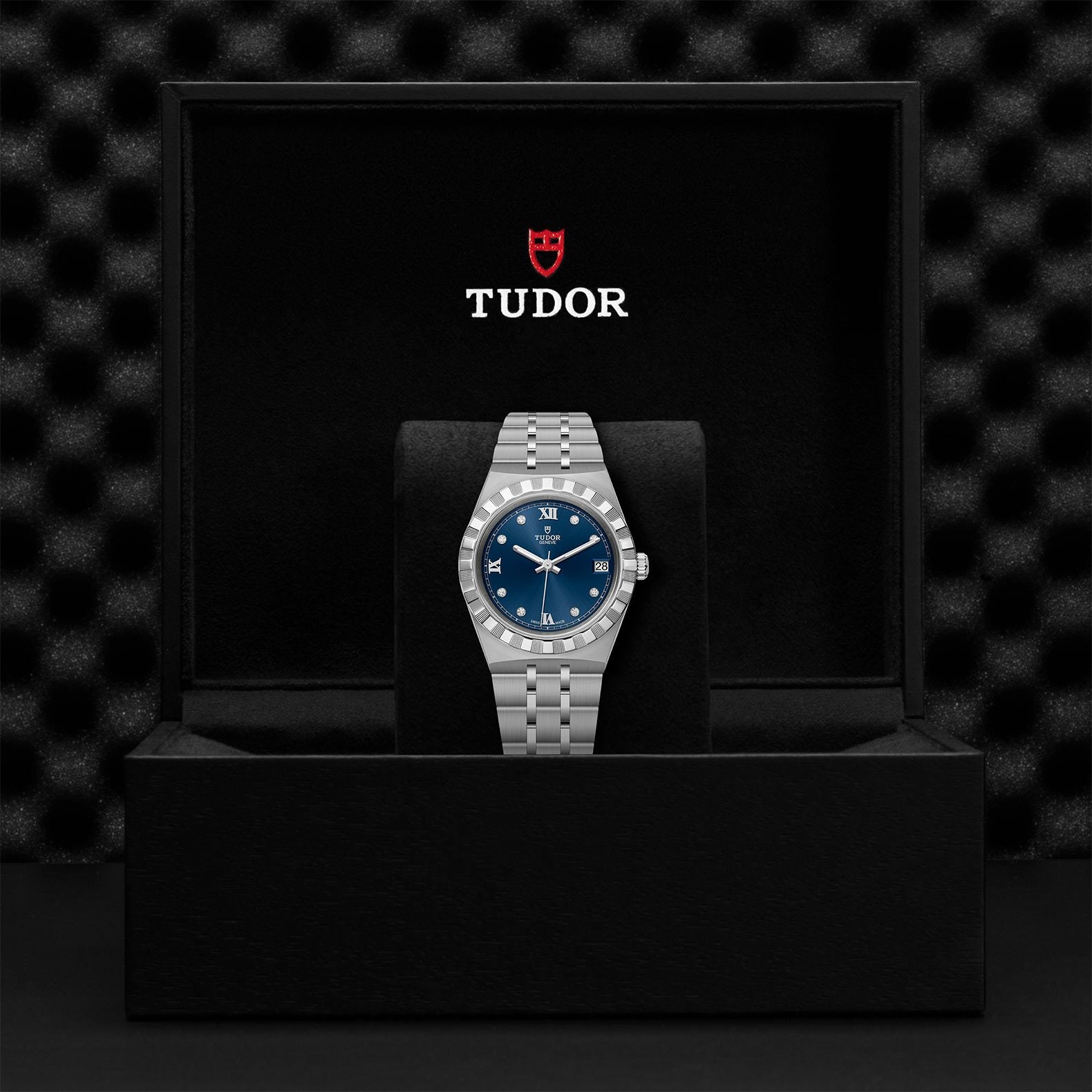 TUDOR Royal