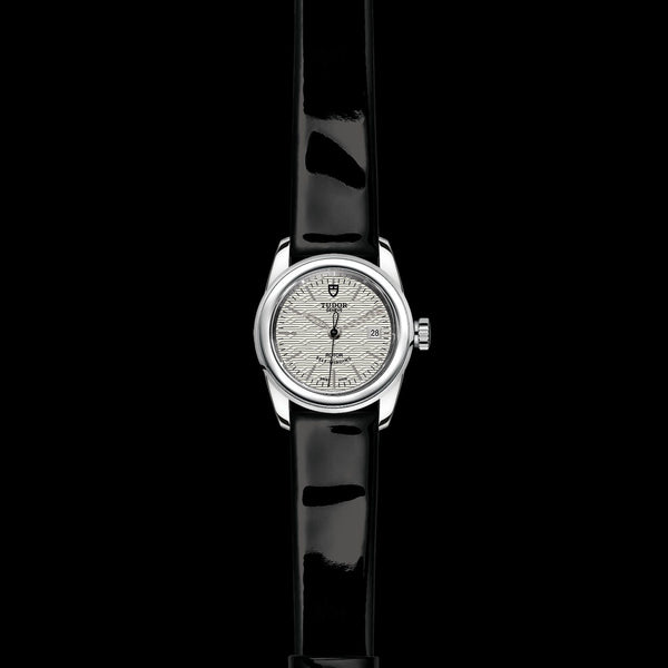 TUDOR Glamour Date
