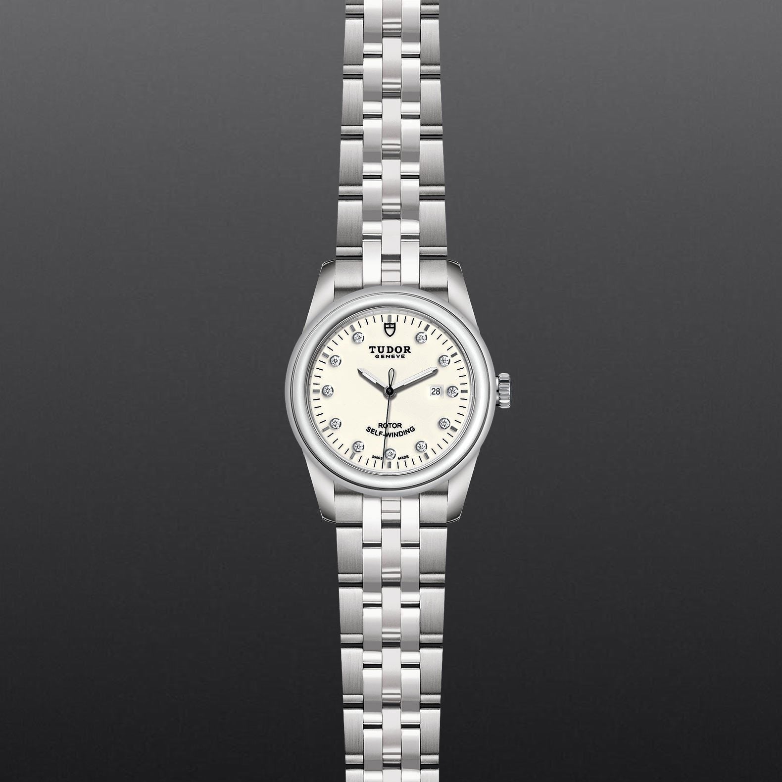 TUDOR Glamour Date