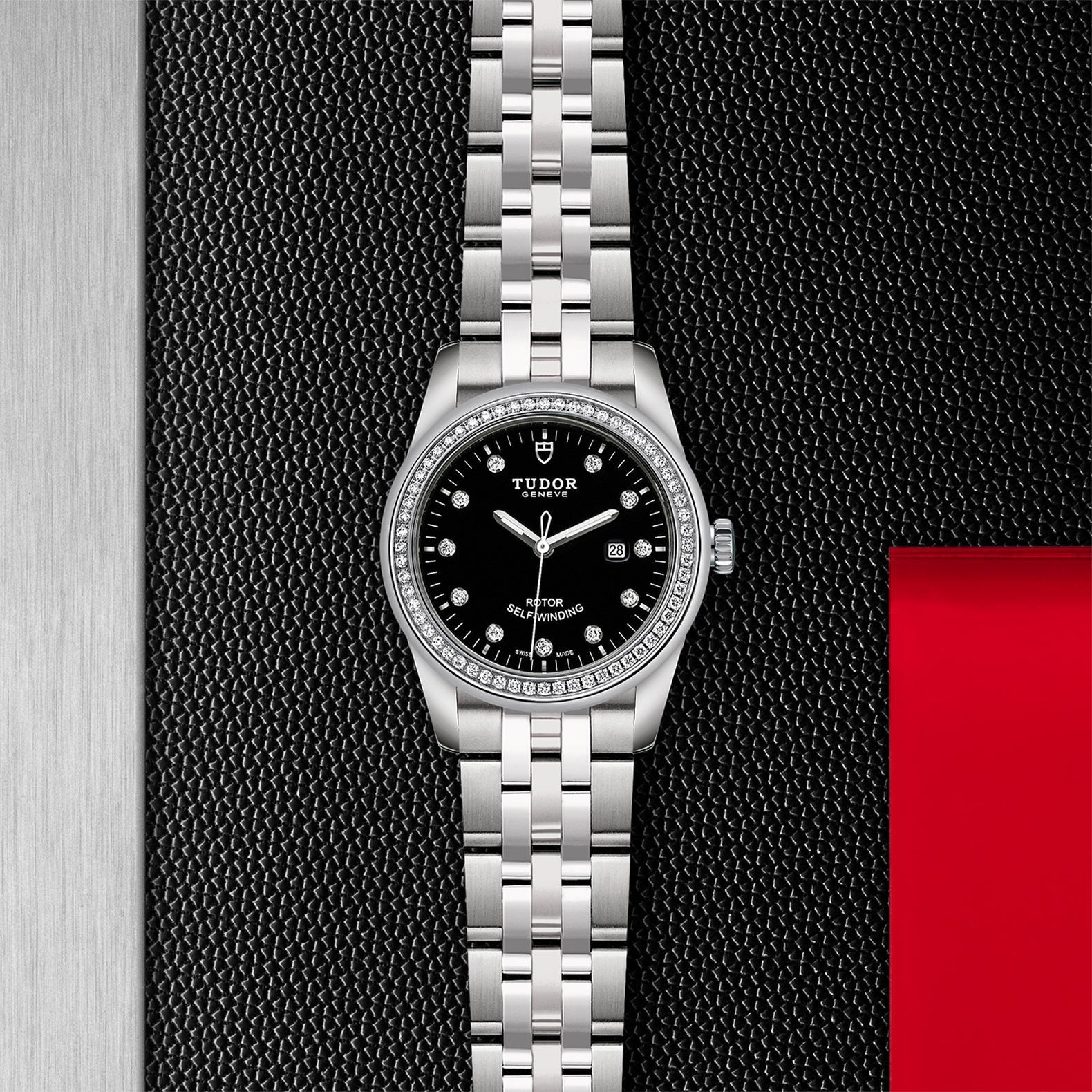 TUDOR Glamour Date