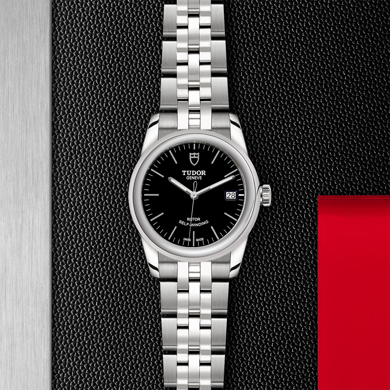 TUDOR Glamour Date