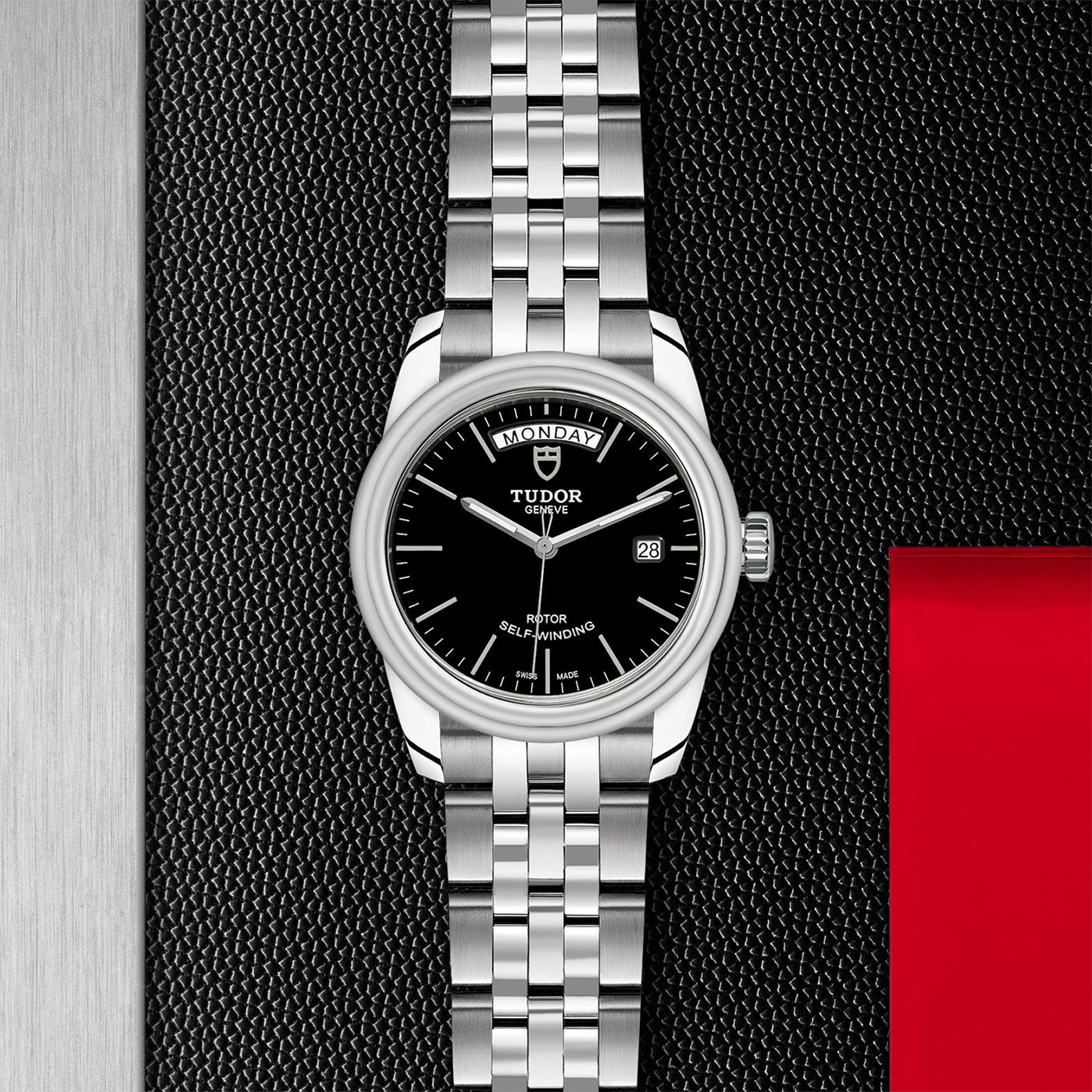 Tudor glamour date online & day