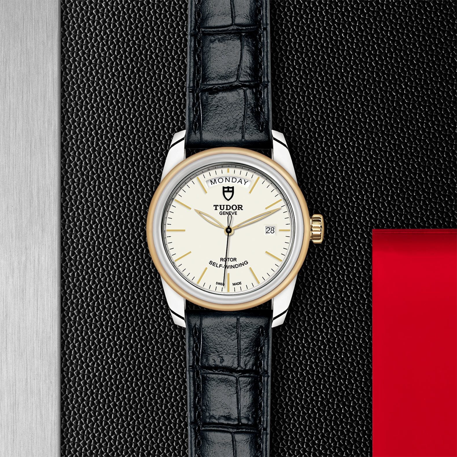 TUDOR Glamour Date+Day