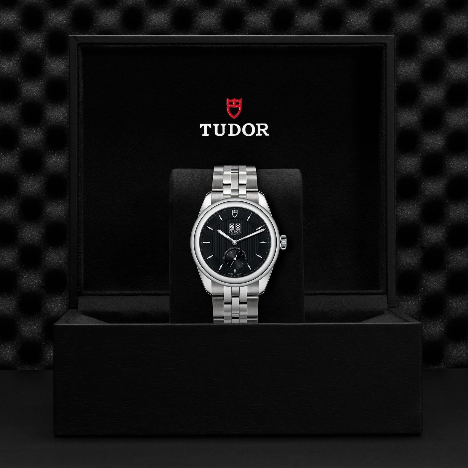 TUDOR Glamour Double Date