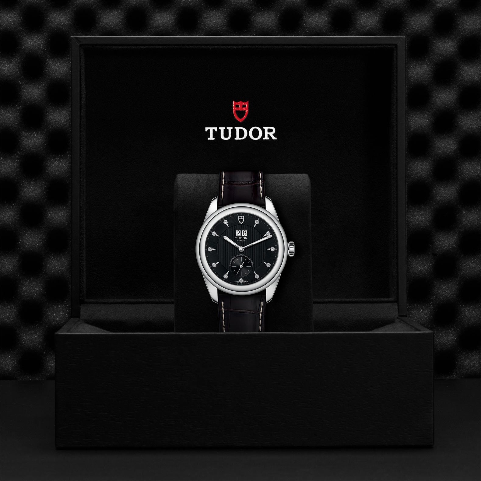 TUDOR Glamour Double Date